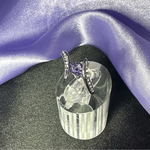 Elegant Amethyst & Zircon Silver Plated Statement Ring – Size 8 - Picture 7 of 14